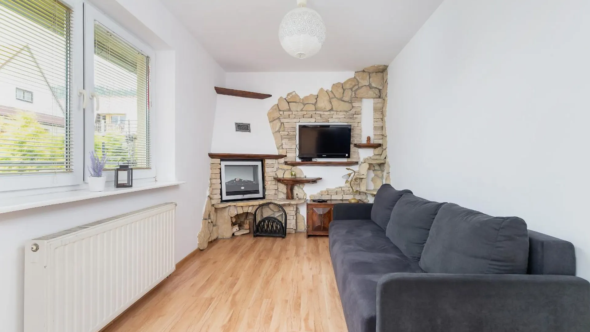 Klimatyczny Apartament Z Tarasem I Widokiem Na Gory By Noclegi Renters Zakopane Polen