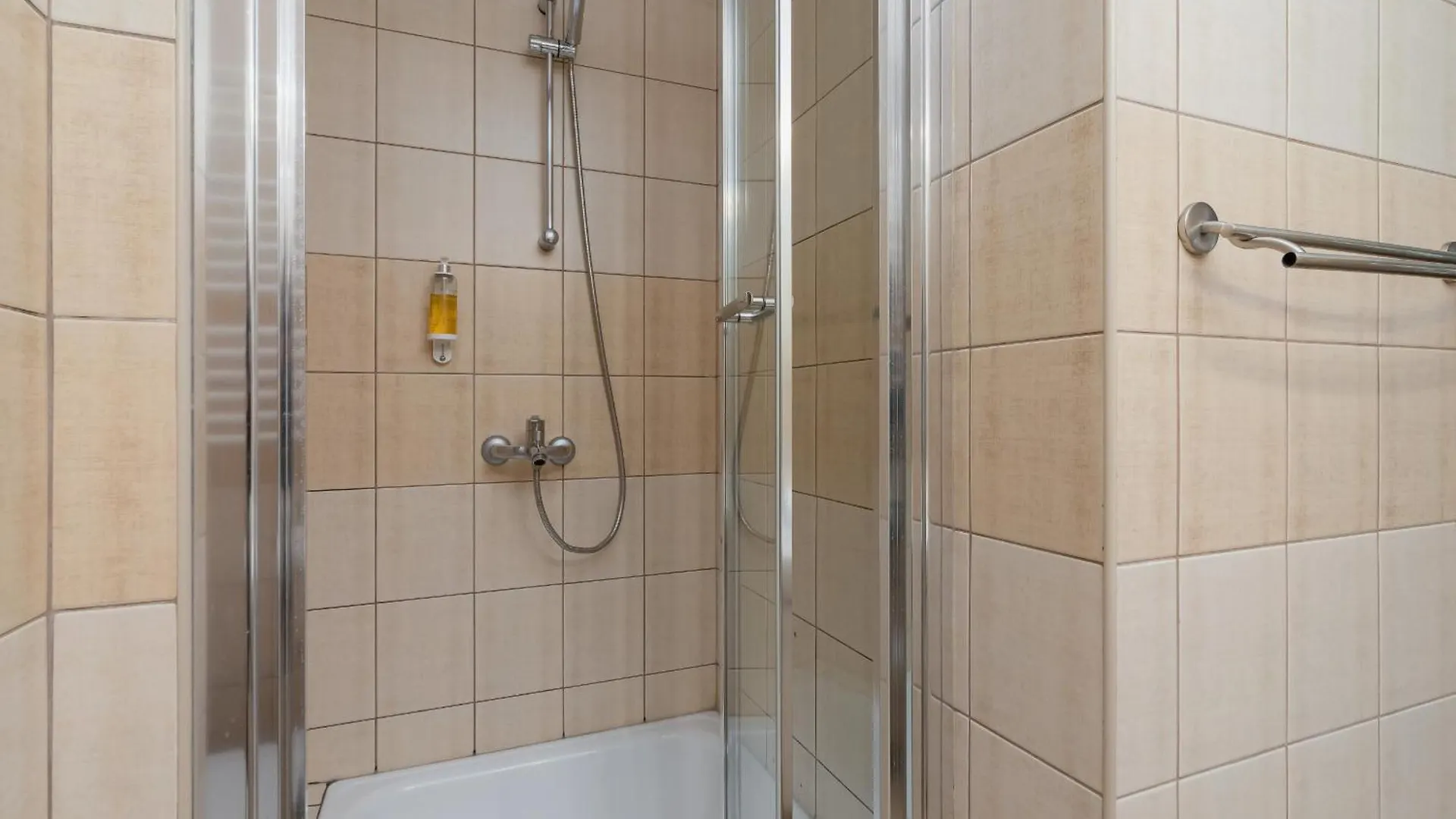 Klimatyczny Apartament Z Tarasem I Widokiem Na Gory By Noclegi Renters Zakopane Lägenhet