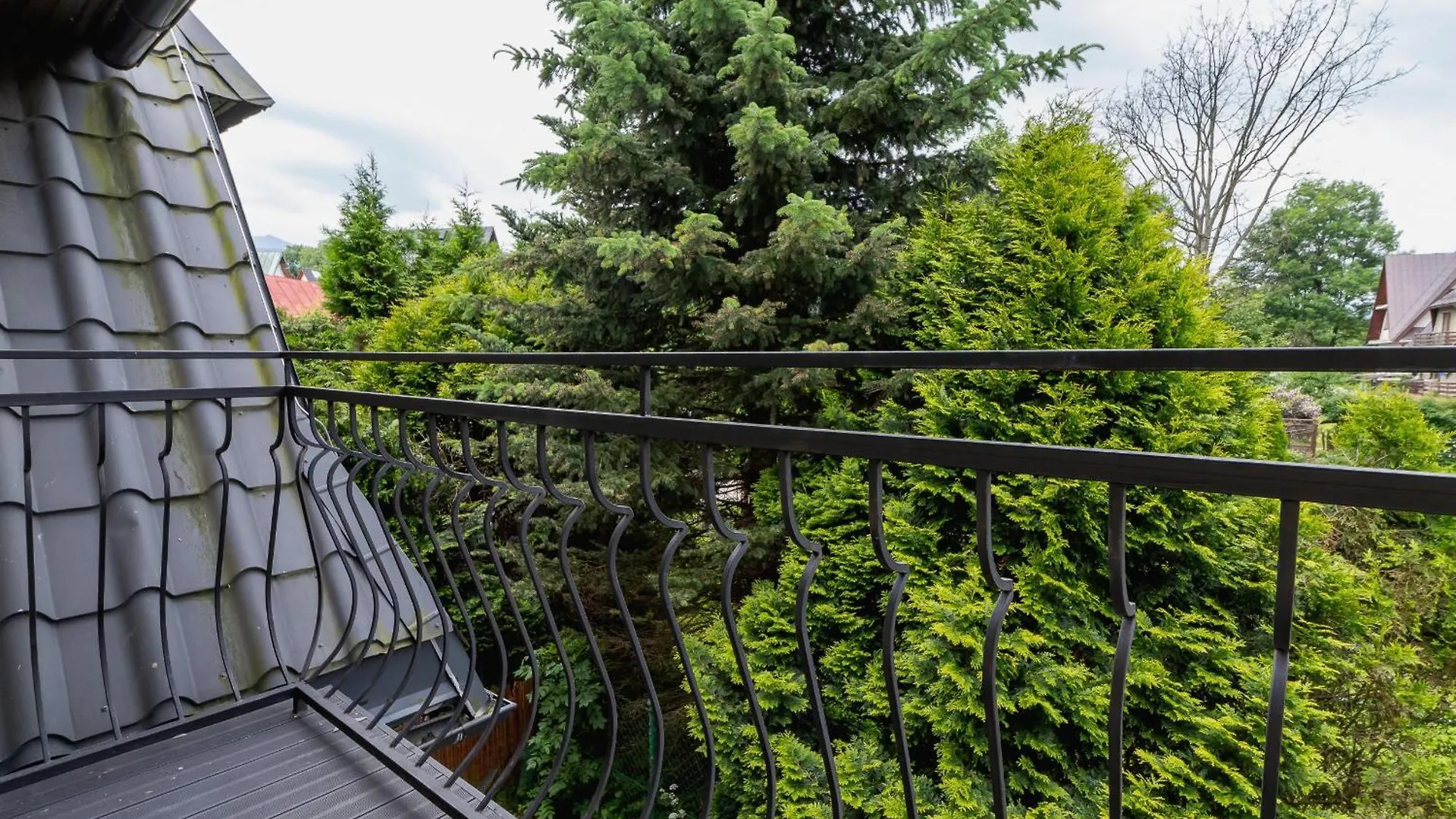 Klimatyczny Apartament Z Tarasem I Widokiem Na Gory By Noclegi Renters Zakopane Polen